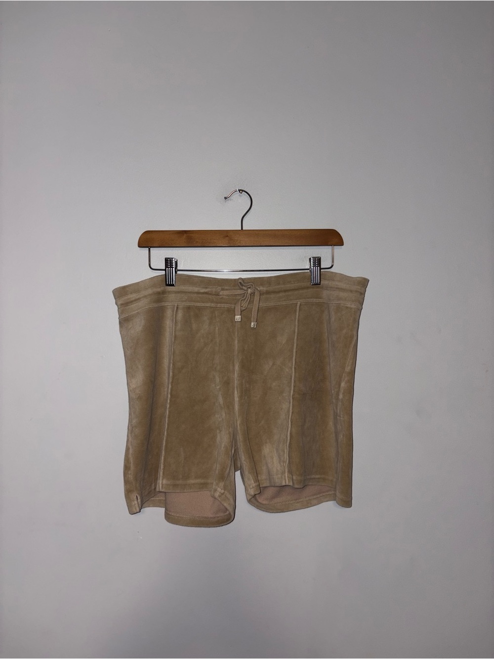 Bum Equipment • Beige Shorts